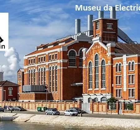 Largo Da Paz 24 Apartment