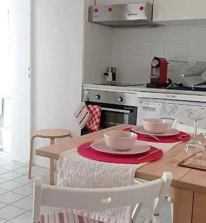 Largo Da Paz 24 * Lissabon